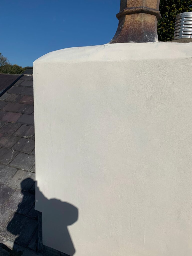 Smooth, newly applied rendering on a house